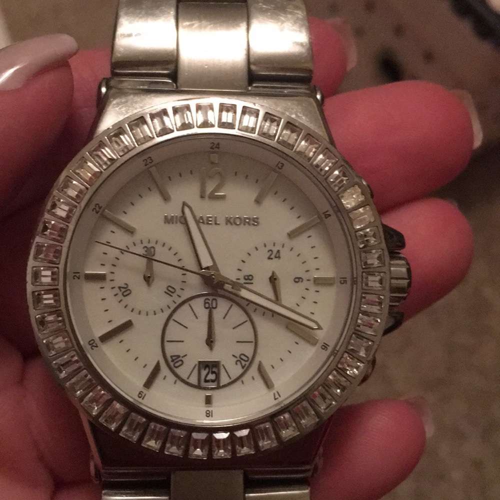 Mk watch